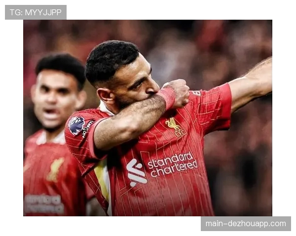 英联杯赛场，伊斯梅拉·萨尔梅开二度，赛季对利物浦进球数增至四球